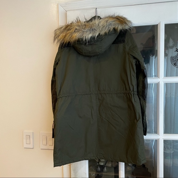 French connection szS pine green anorak w faux faux fur/leather trim - Picture 8 of 14